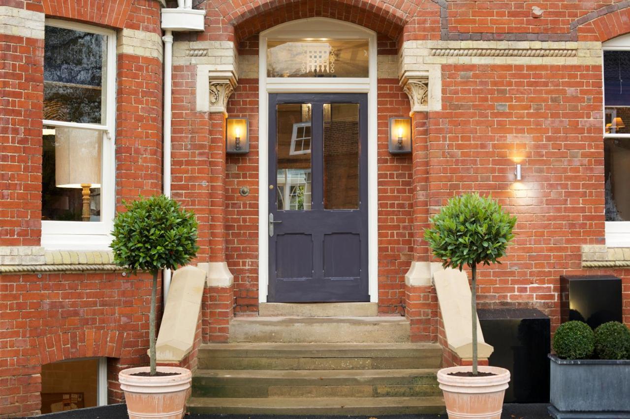 Отель The Northgate Bury St. Edmunds Экстерьер фото